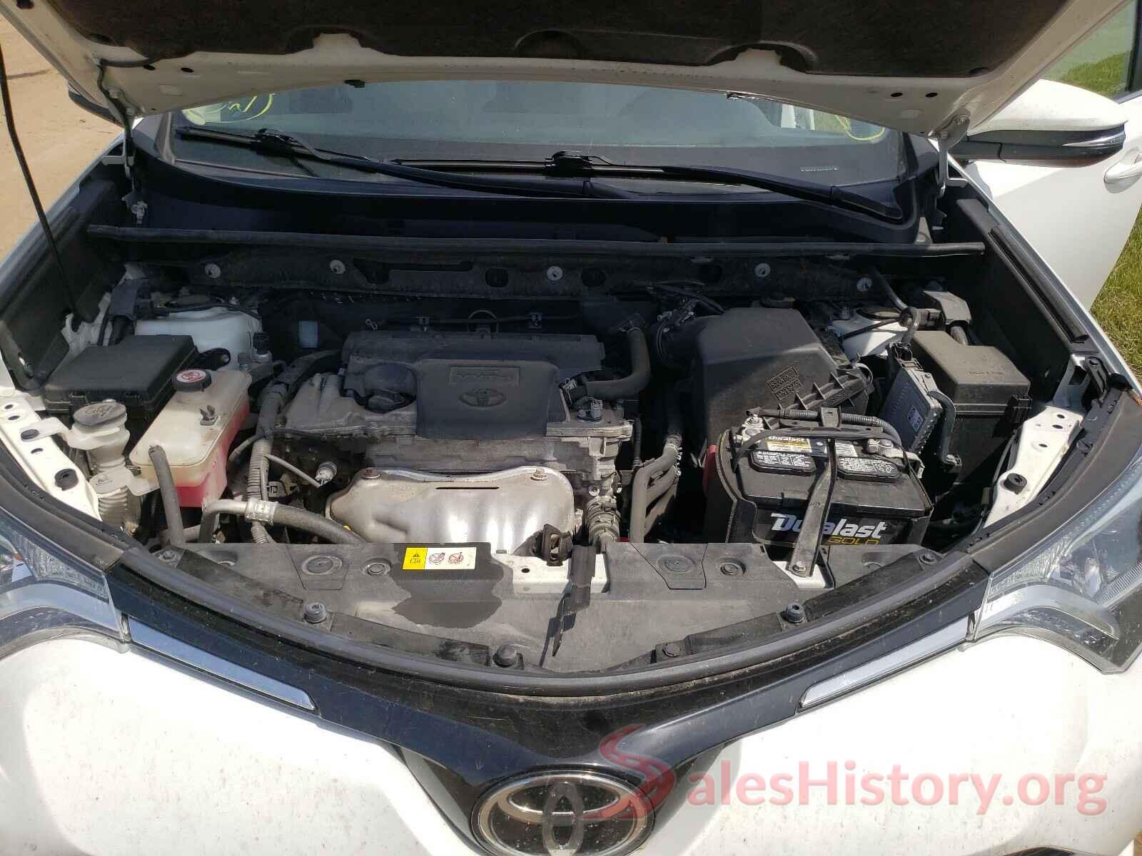 JTMRFREV0HJ126251 2017 TOYOTA RAV4