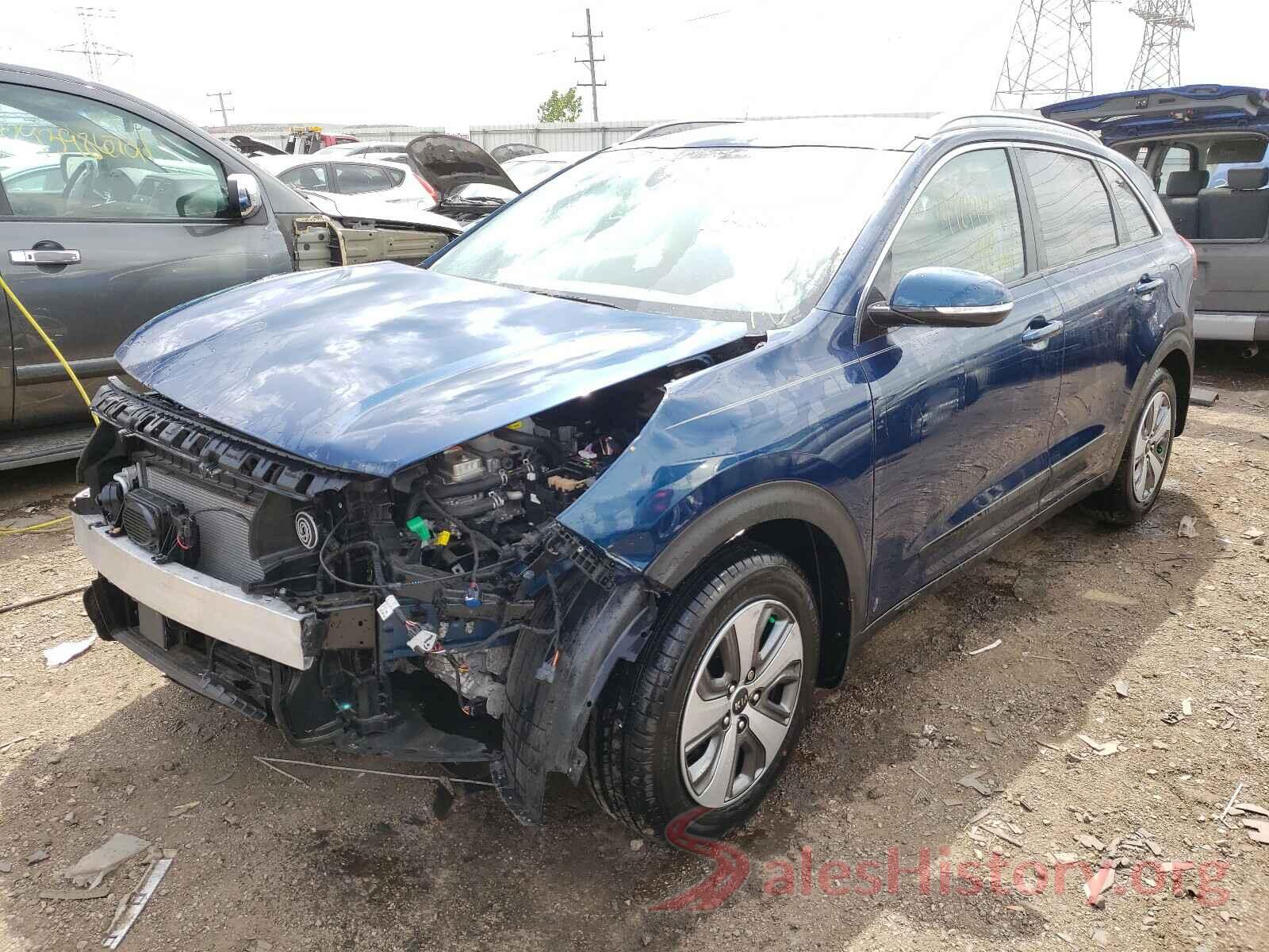 KNDCC3LC3K5235266 2019 KIA NIRO