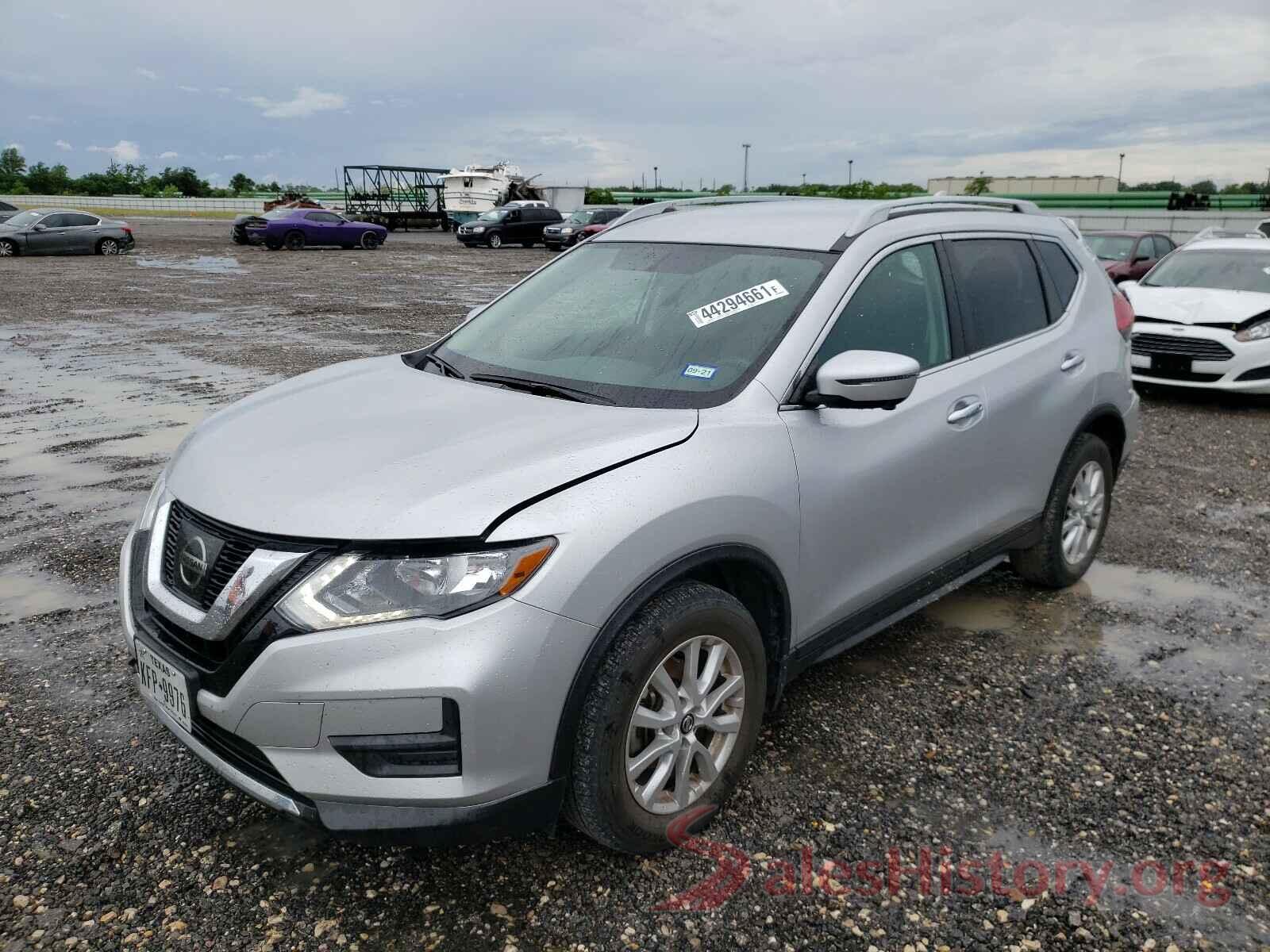 5N1AT2MT9HC882092 2017 NISSAN ROGUE