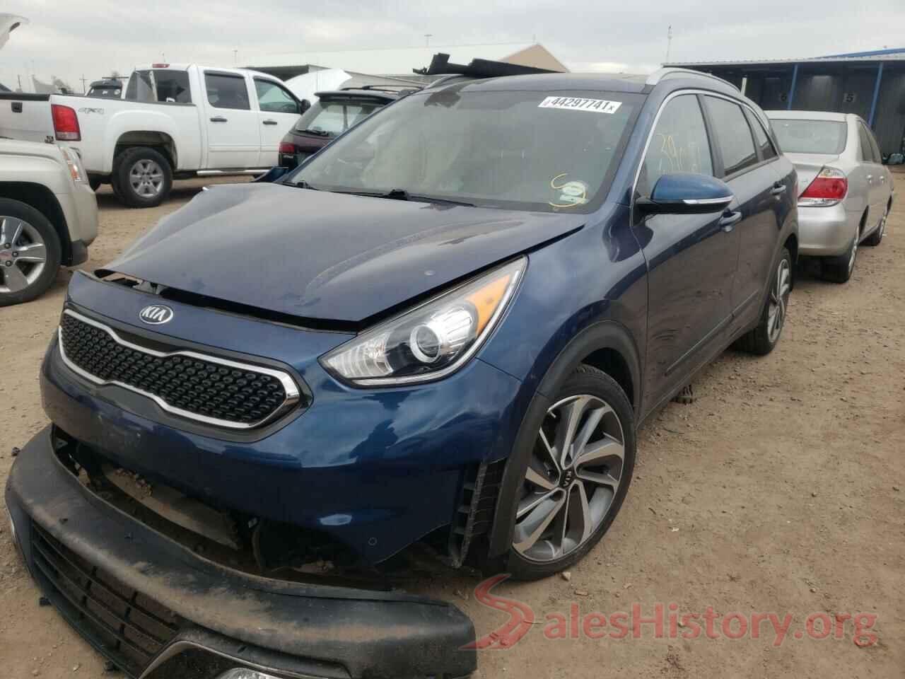 KNDCE3LC2H5051911 2017 KIA NIRO