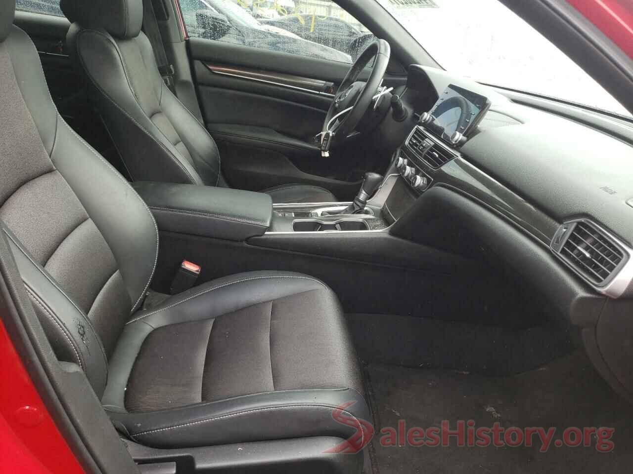 1HGCV1F30JA156493 2018 HONDA ACCORD