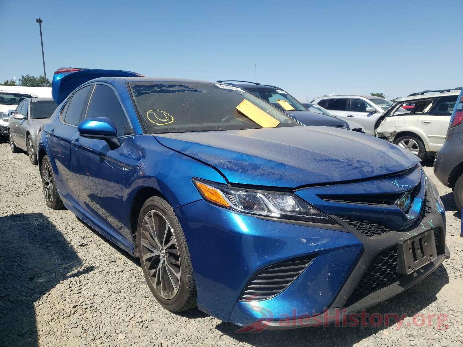 4T1B11HK5JU124580 2018 TOYOTA CAMRY