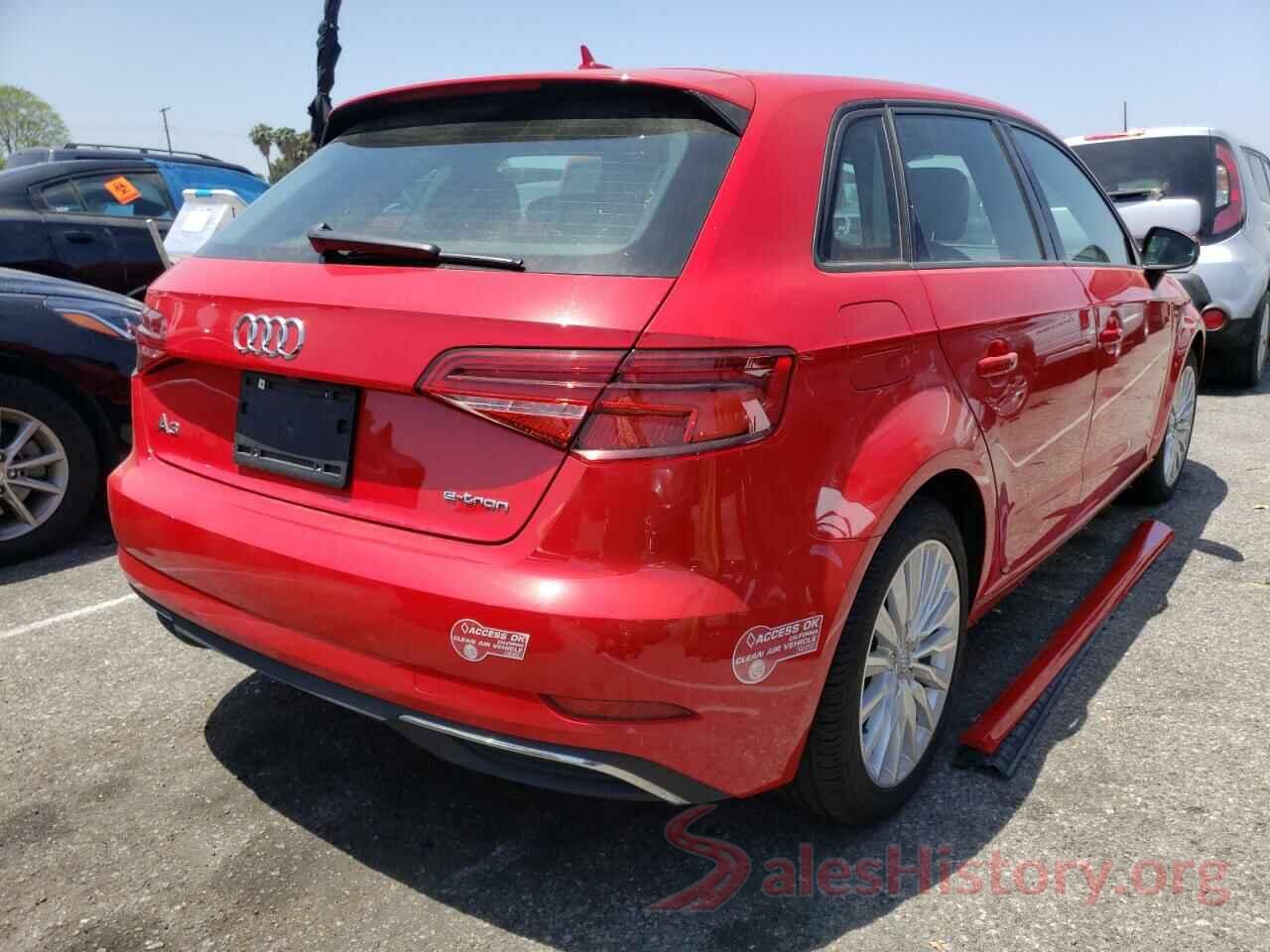 WAUUPBFF4HA043098 2017 AUDI A3