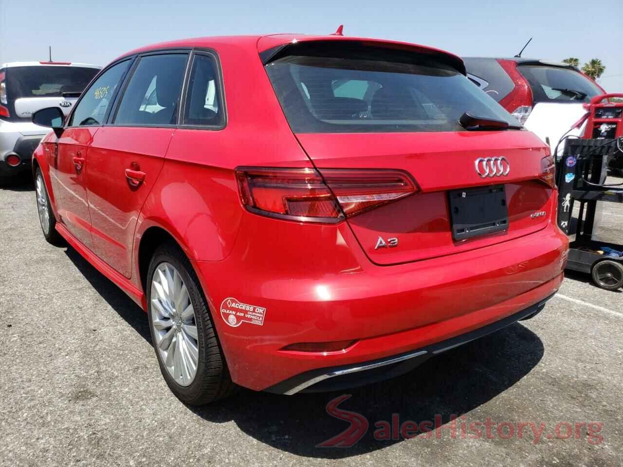 WAUUPBFF4HA043098 2017 AUDI A3