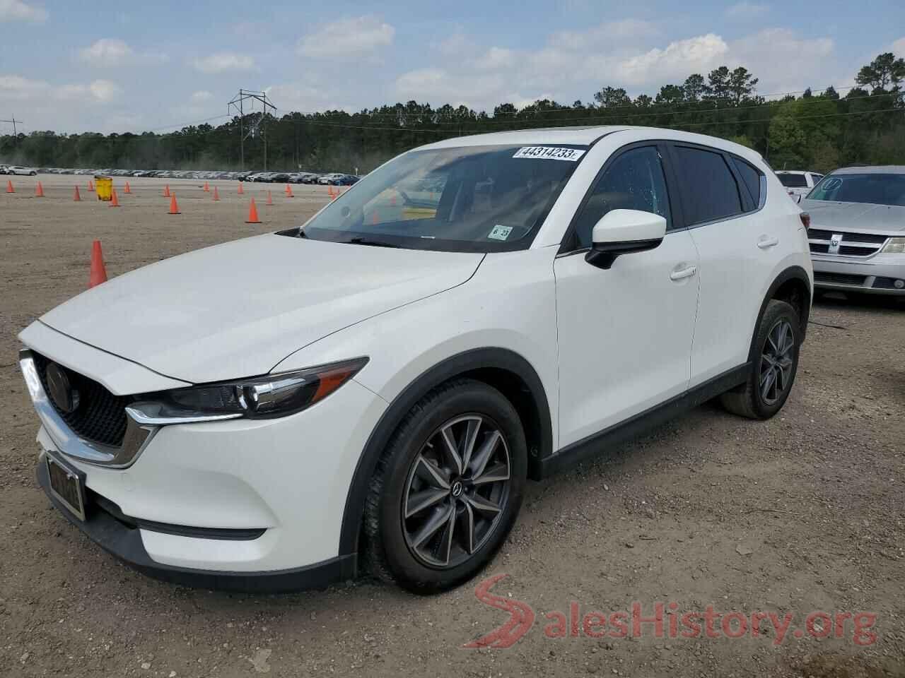 JM3KFBCM3J0378632 2018 MAZDA CX-5