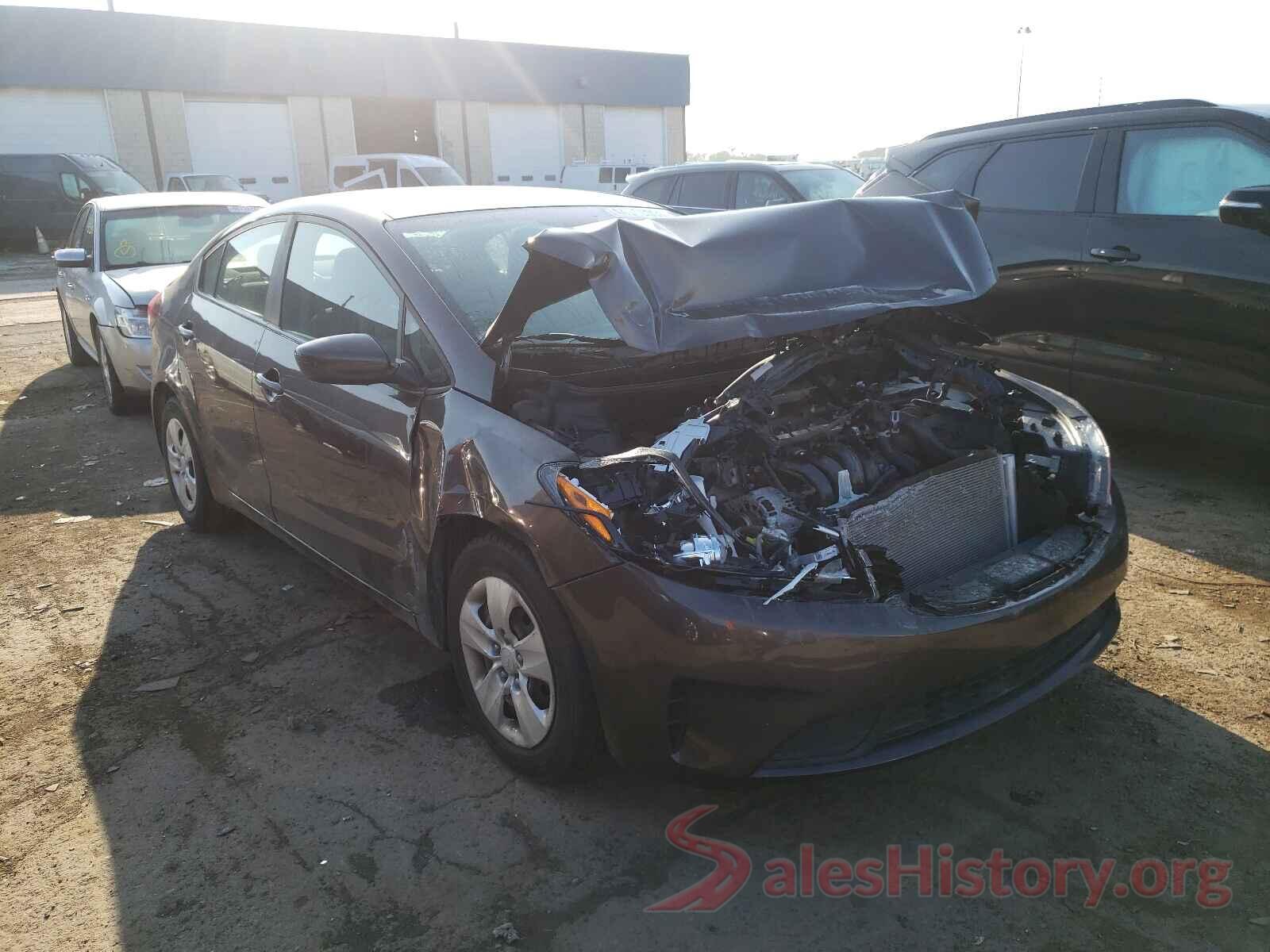 3KPFK4A77HE118993 2017 KIA FORTE