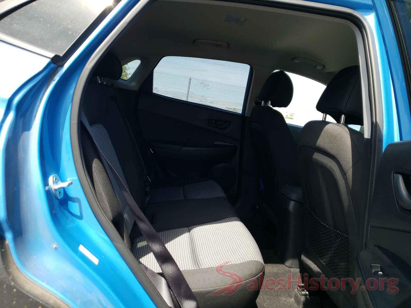 KM8K2CAA8JU162377 2018 HYUNDAI KONA