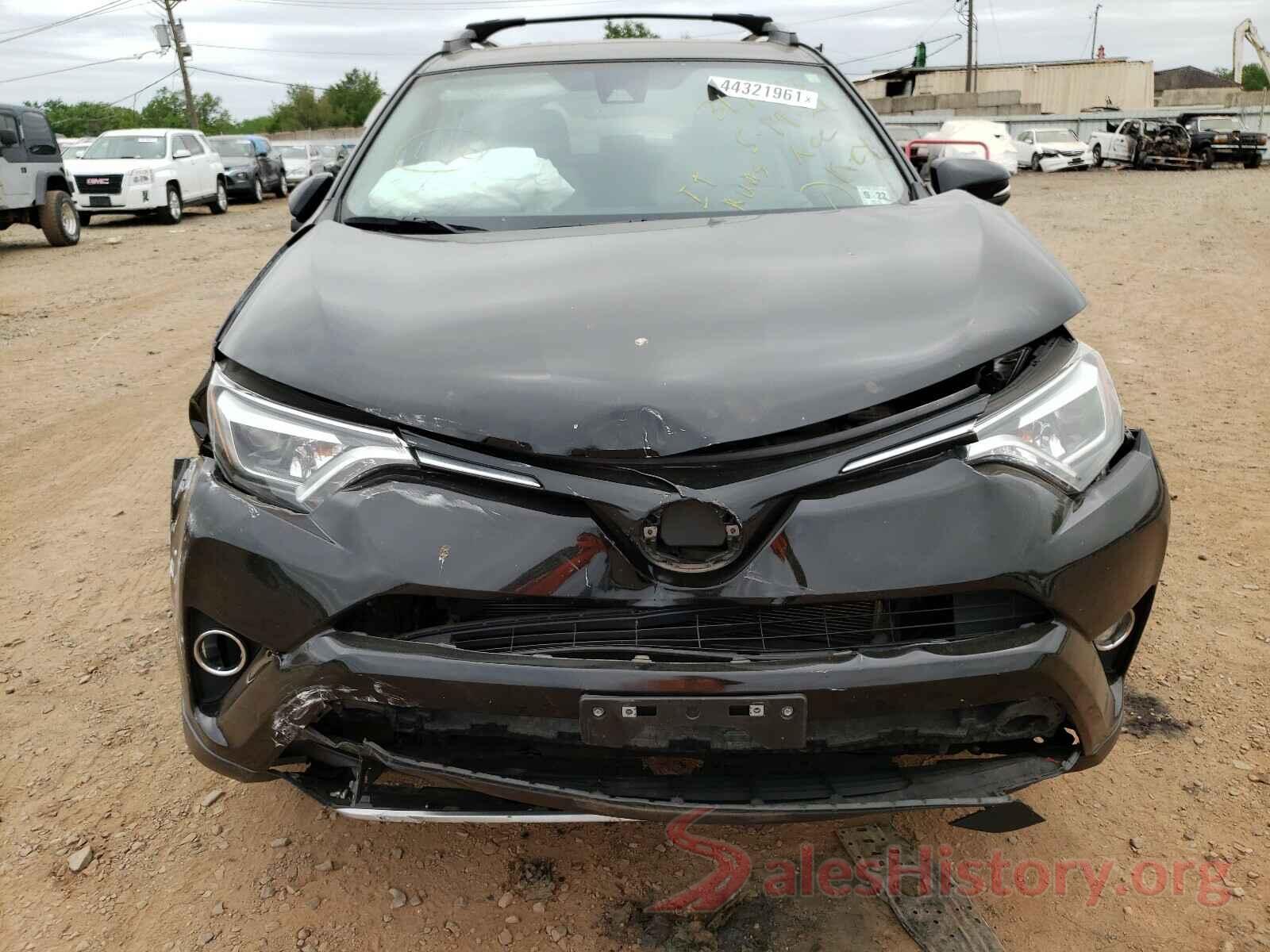 2T3DFREV3HW673719 2017 TOYOTA RAV4