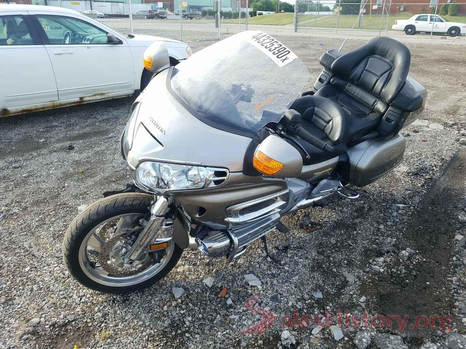 1HFSC47002A103788 2002 HONDA GL CYCLE