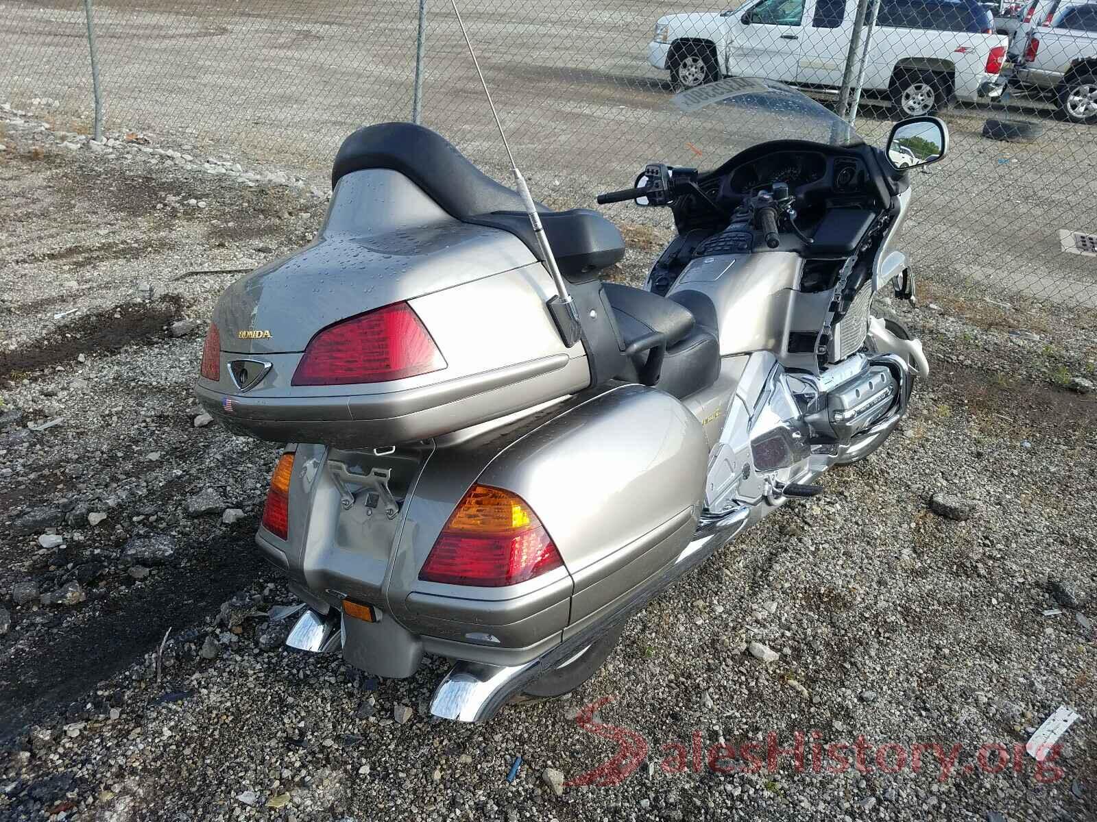 1HFSC47002A103788 2002 HONDA GL CYCLE