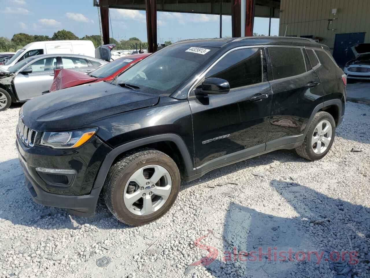 3C4NJDBB7JT178307 2018 JEEP COMPASS