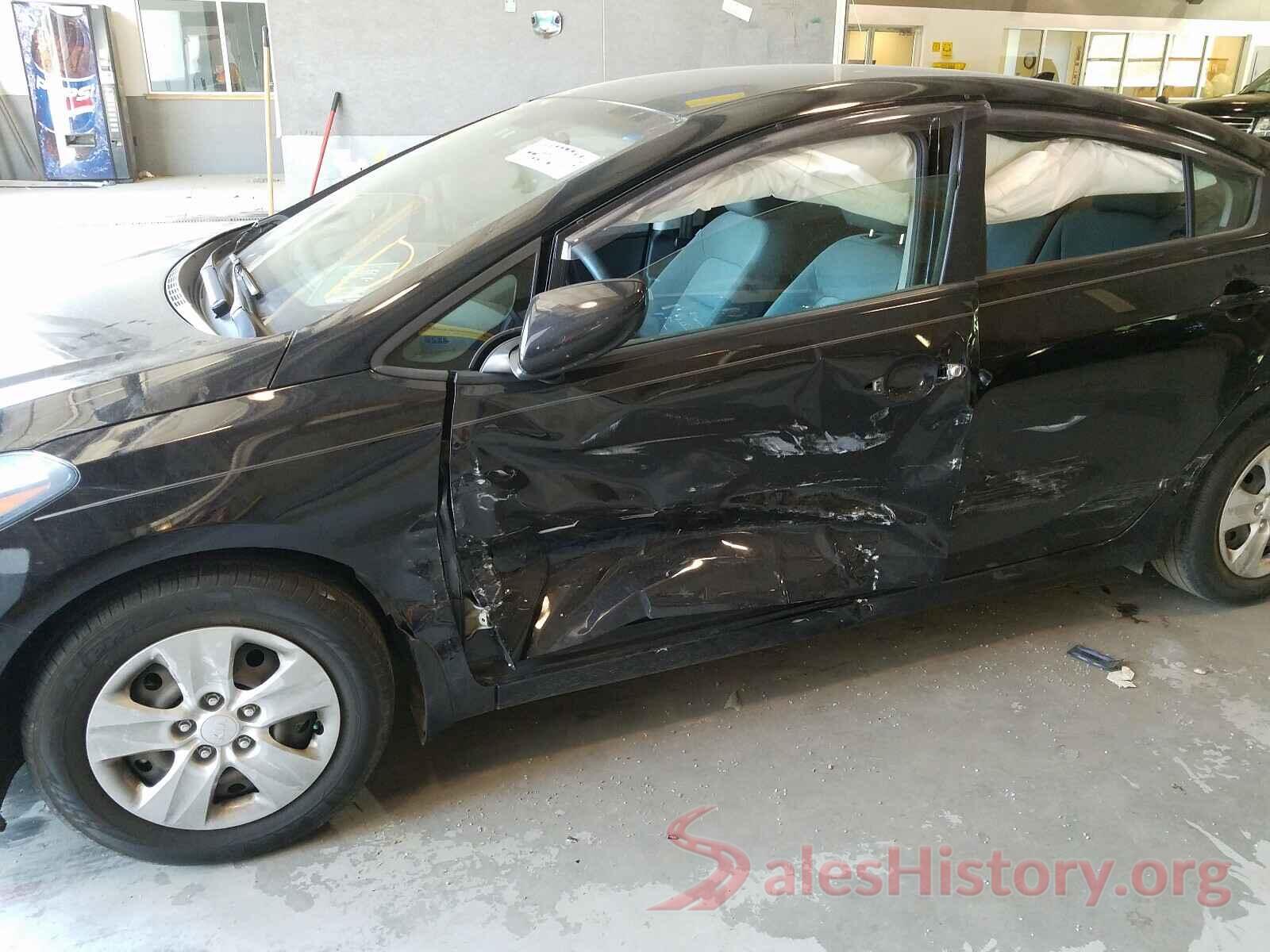 3KPFK4A71HE064106 2017 KIA FORTE