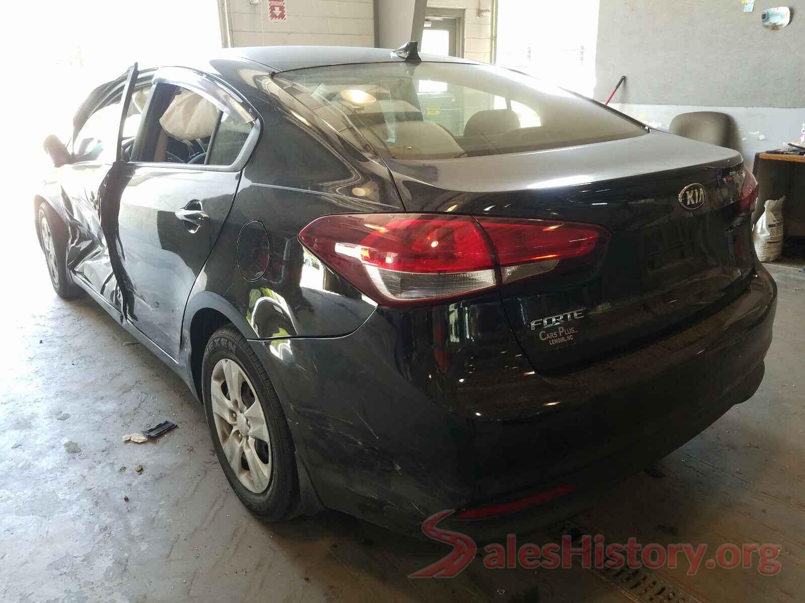 3KPFK4A71HE064106 2017 KIA FORTE