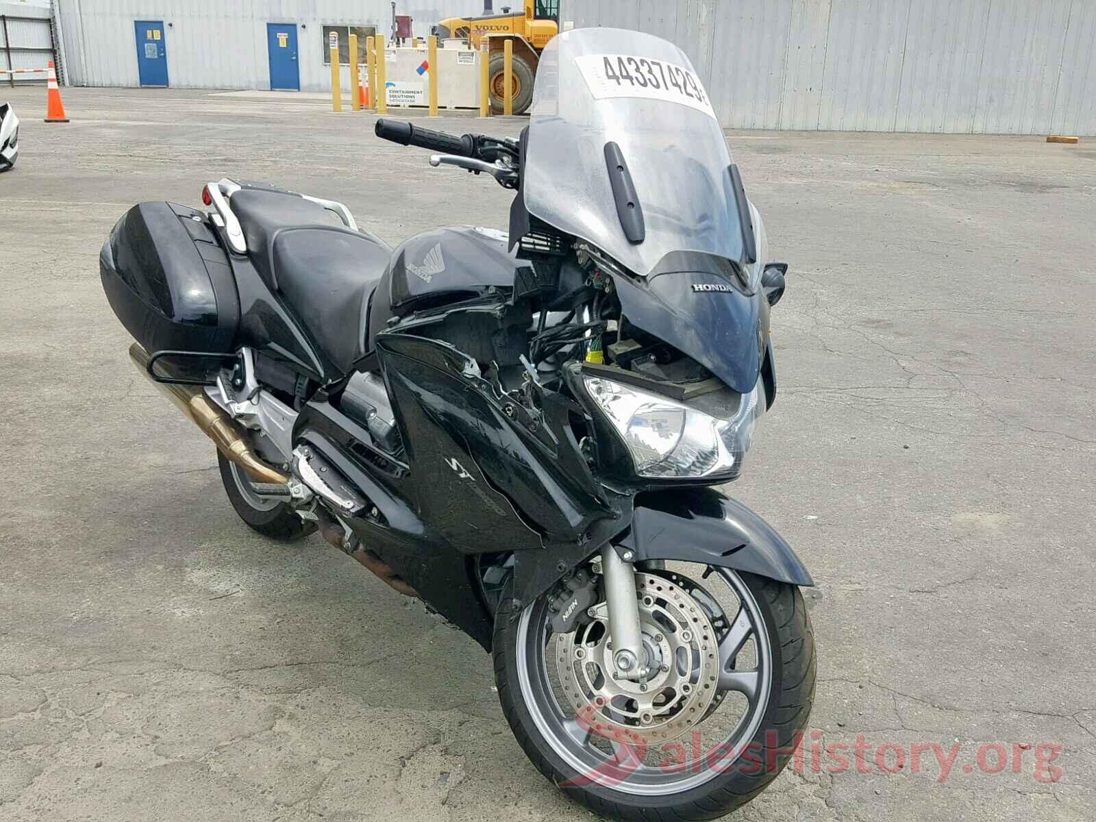 JH2SC51056M400348 2006 HONDA ST1300