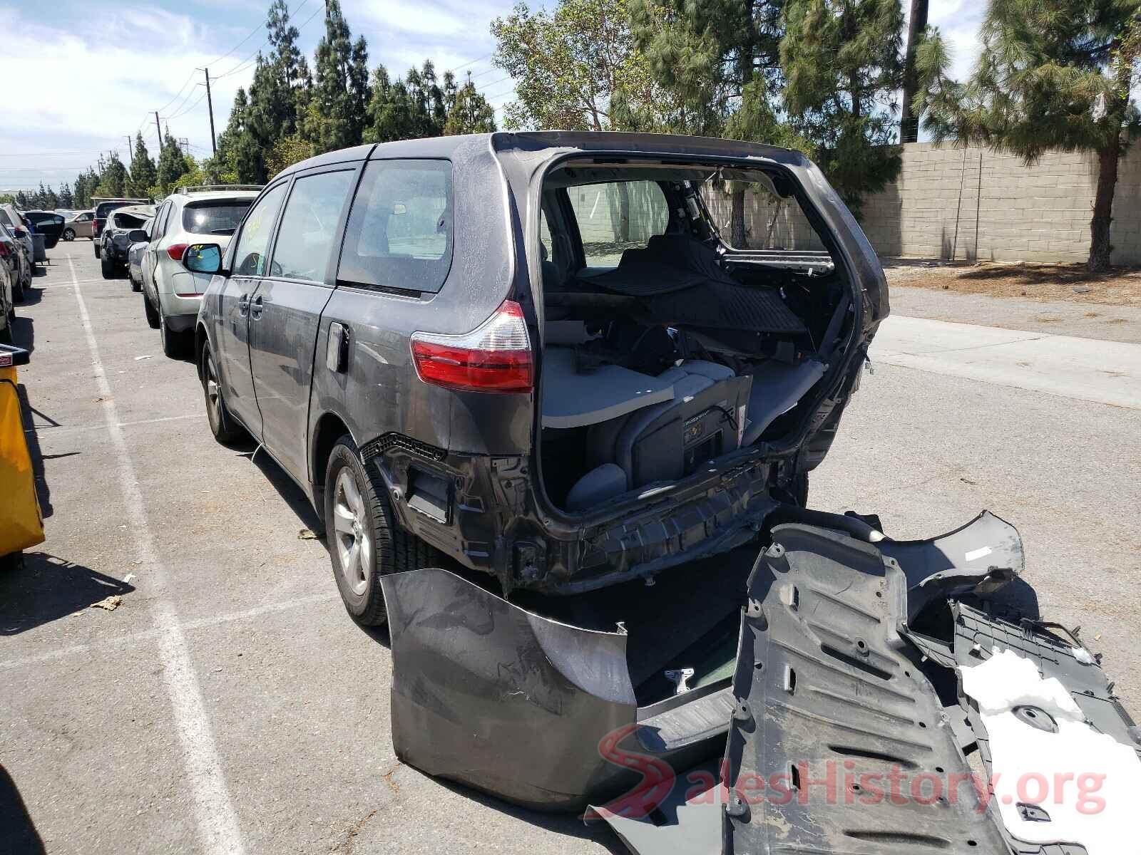 5TDZZ3DC2HS805641 2017 TOYOTA SIENNA