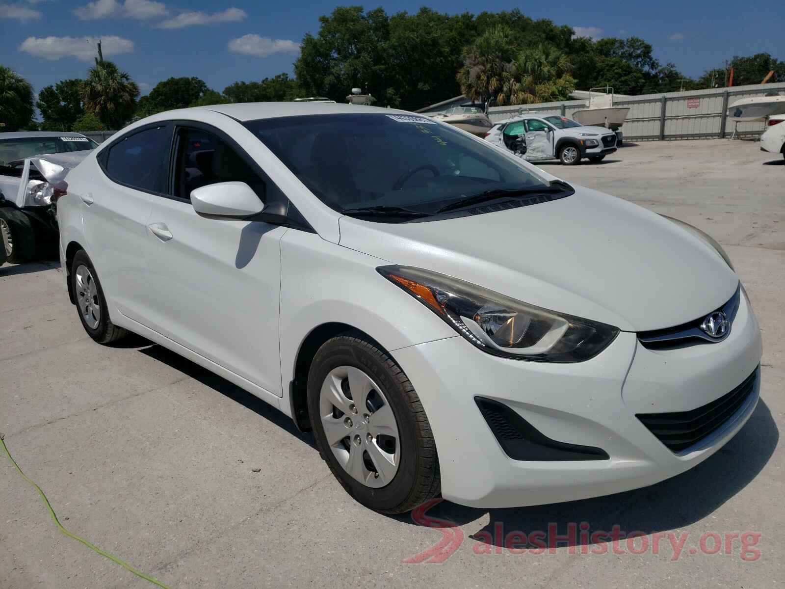 5NPDH4AE4GH772638 2016 HYUNDAI ELANTRA