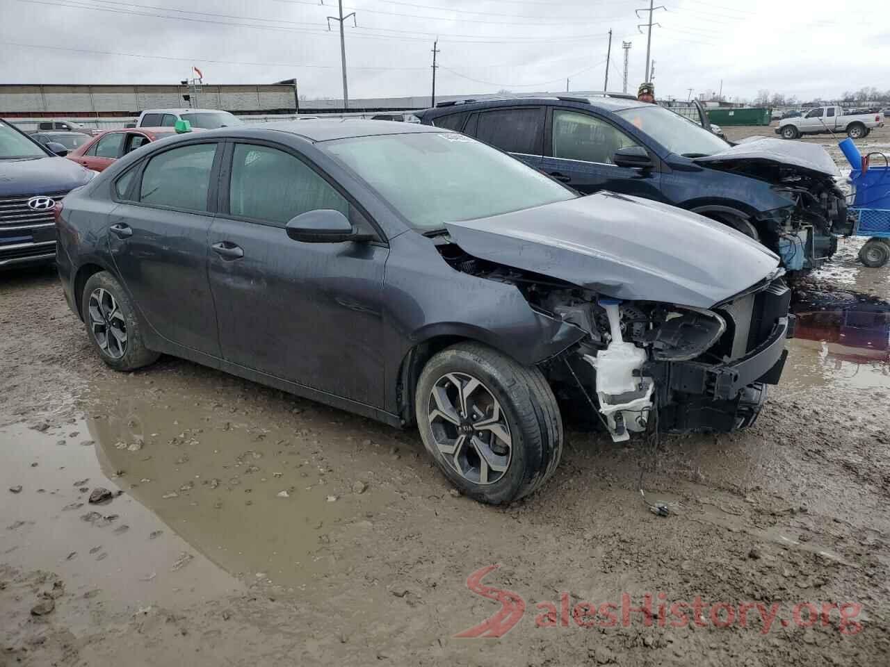 3KPF24AD2KE014375 2019 KIA FORTE