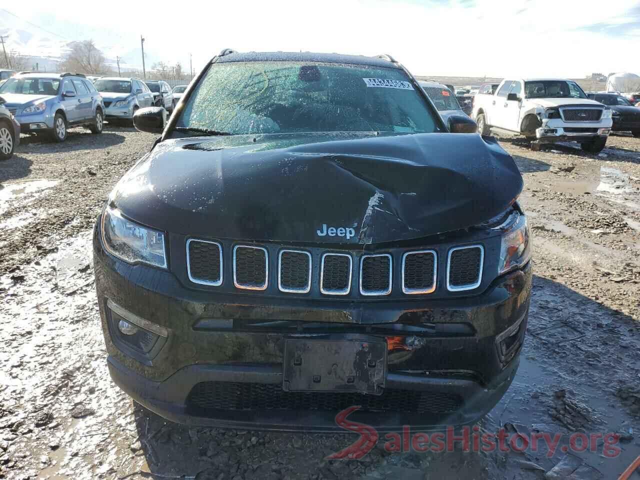 3C4NJDBB0JT291242 2018 JEEP COMPASS