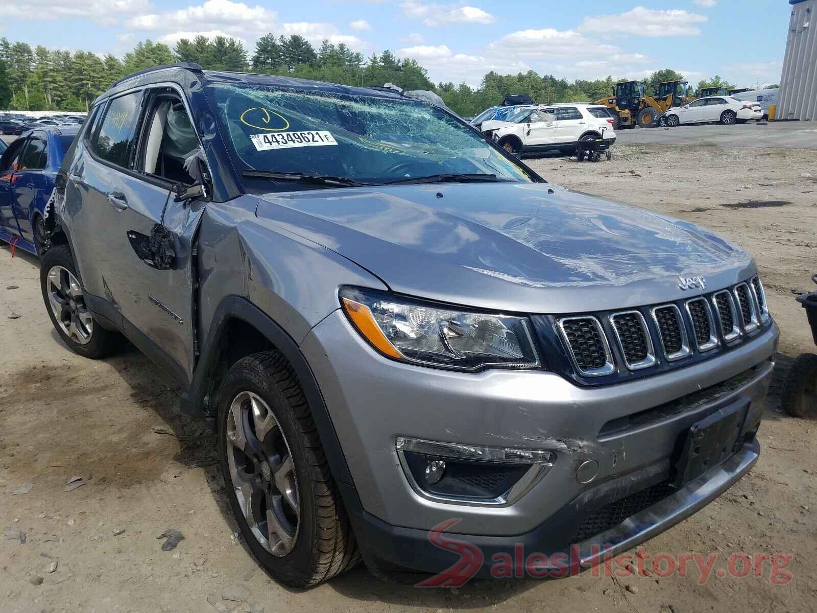 3C4NJDCB8JT144018 2018 JEEP COMPASS