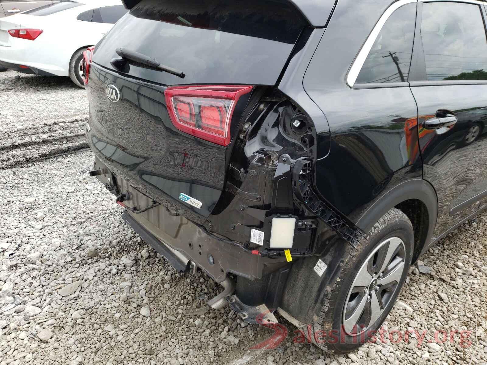 KNDCC3LCXK5323859 2019 KIA NIRO