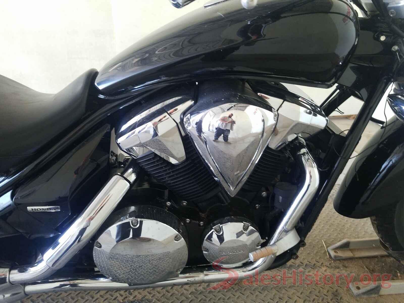 JH2SC6600AK001575 2010 HONDA VT CYCLE