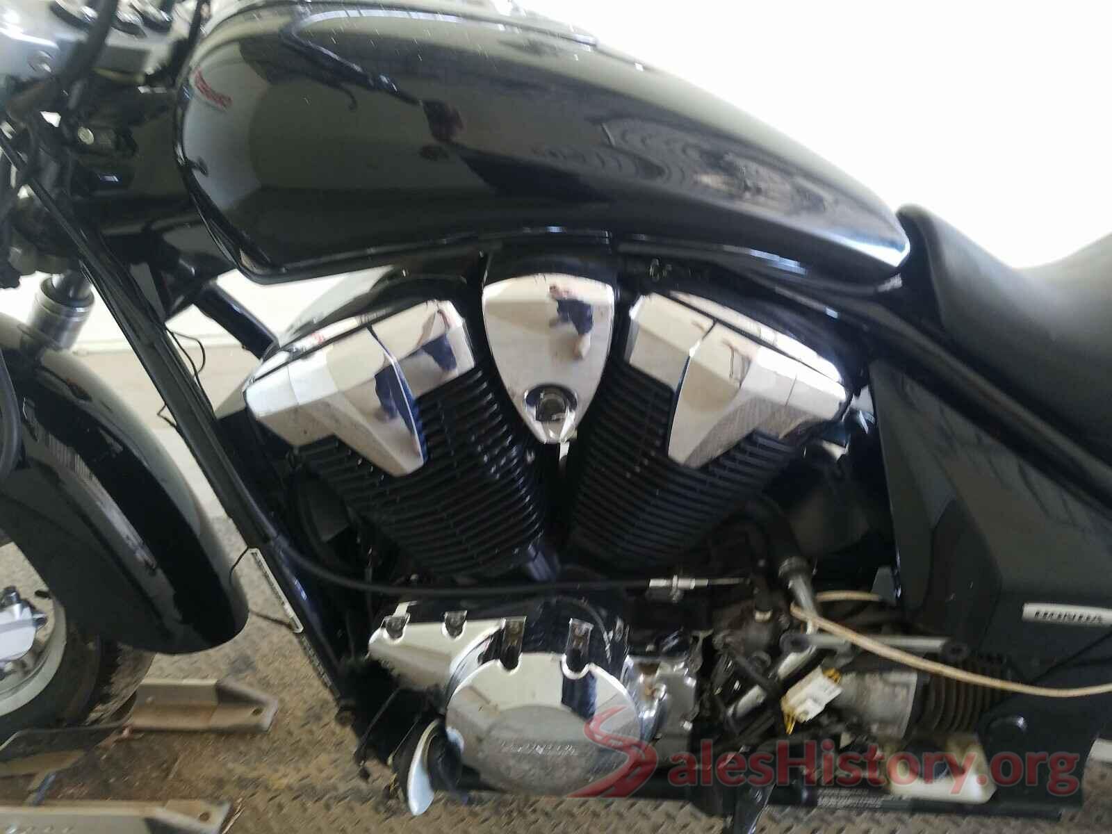 JH2SC6600AK001575 2010 HONDA VT CYCLE