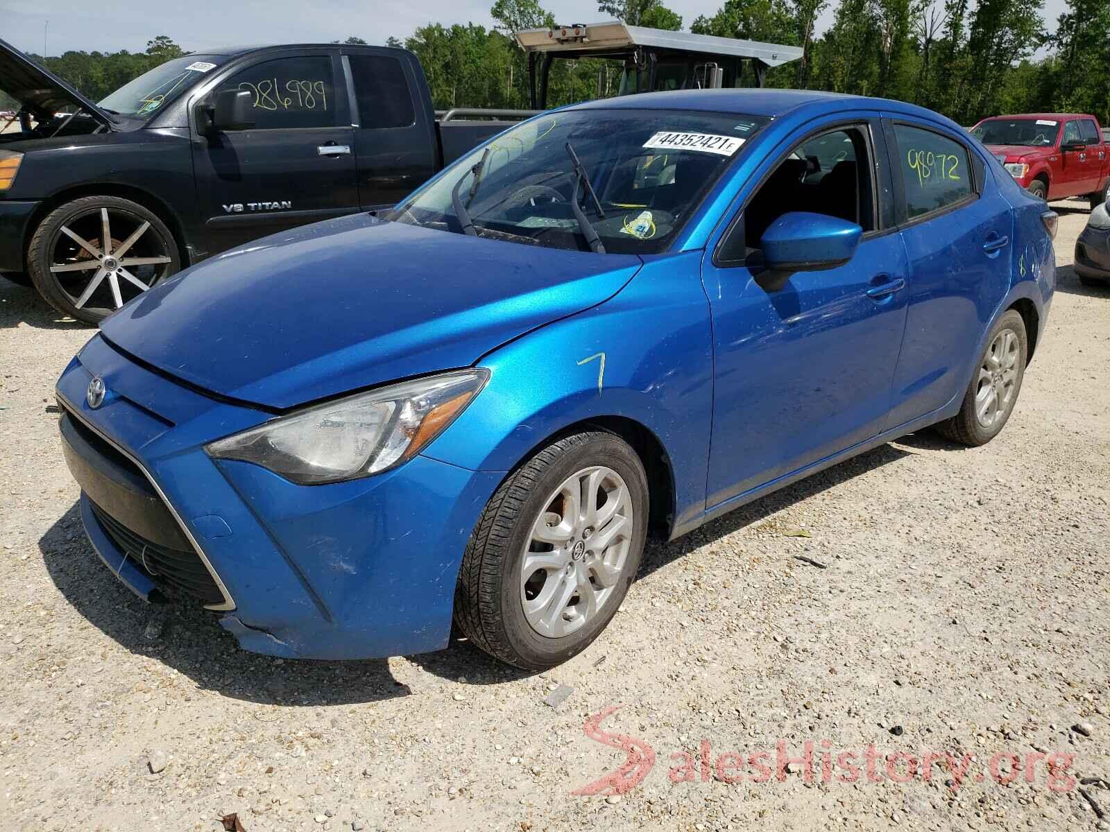 3MYDLBYV3HY176032 2017 TOYOTA YARIS