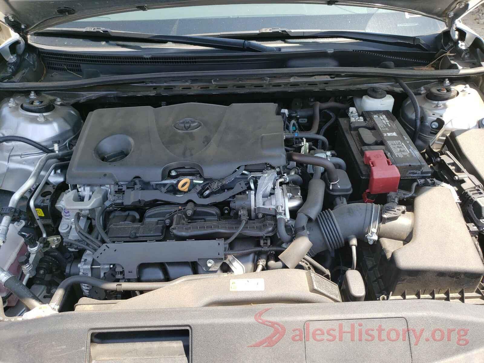 4T1B11HK0JU662698 2018 TOYOTA CAMRY