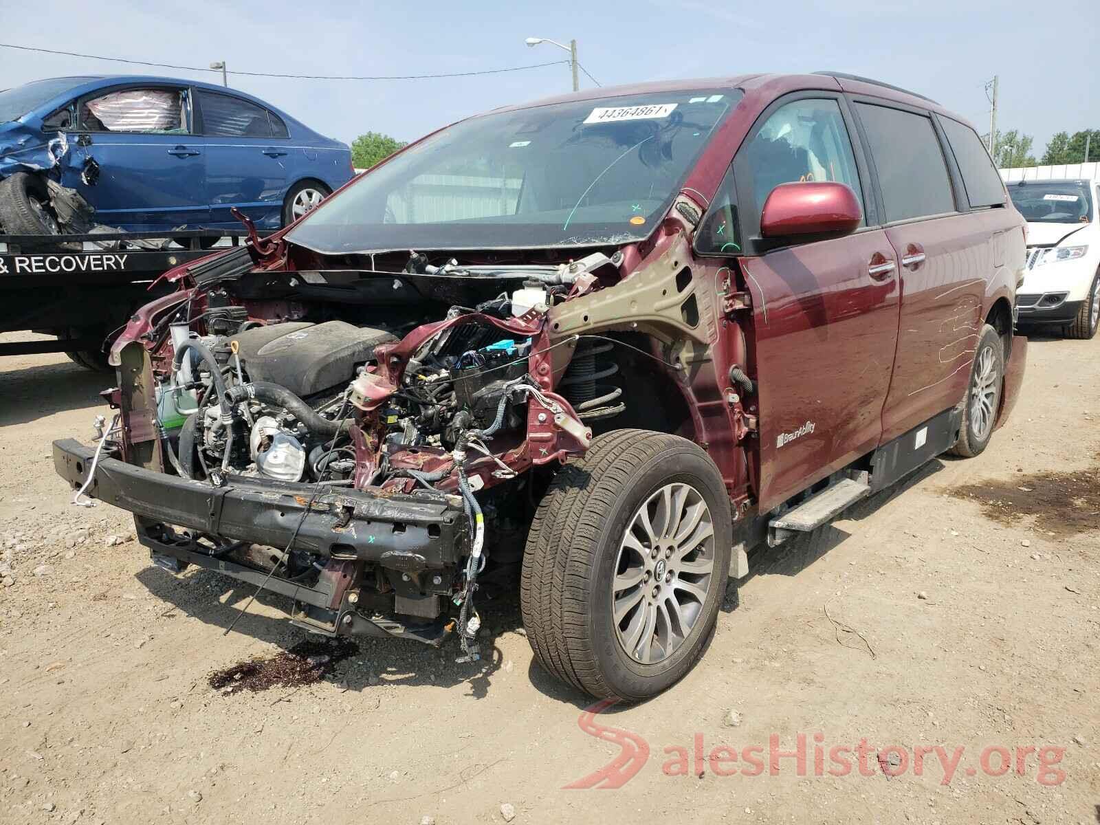 5TDYZ3DC6JS961201 2018 TOYOTA SIENNA