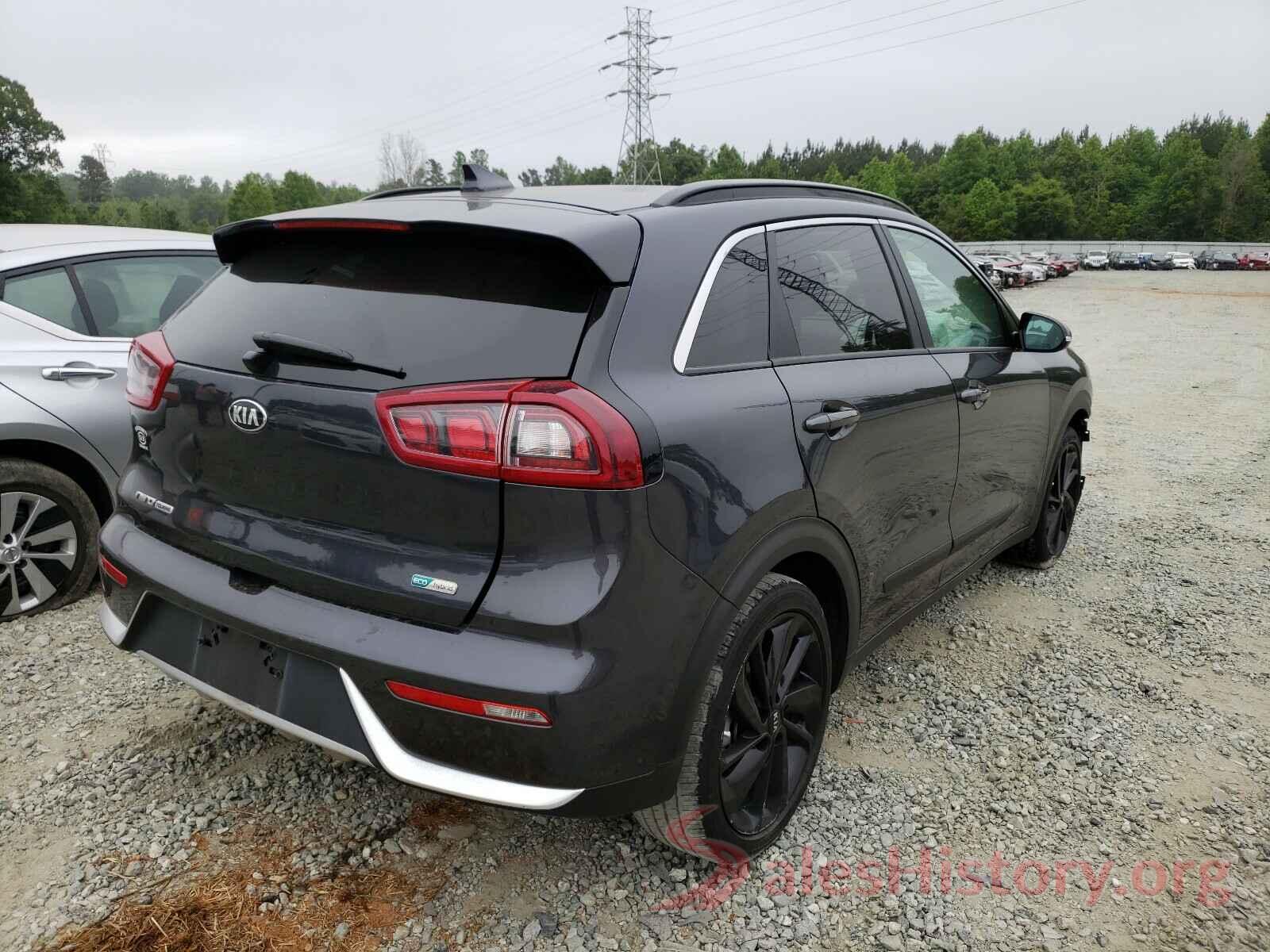 KNDCC3LC6K5253695 2019 KIA NIRO