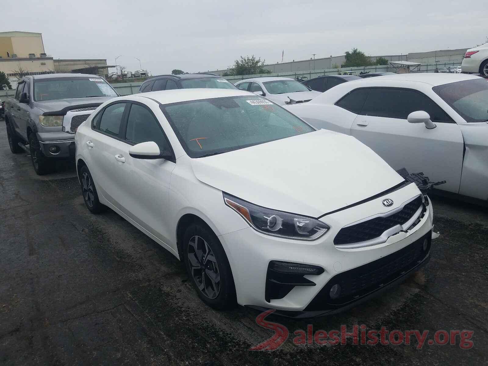 3KPF24AD7KE125780 2019 KIA FORTE