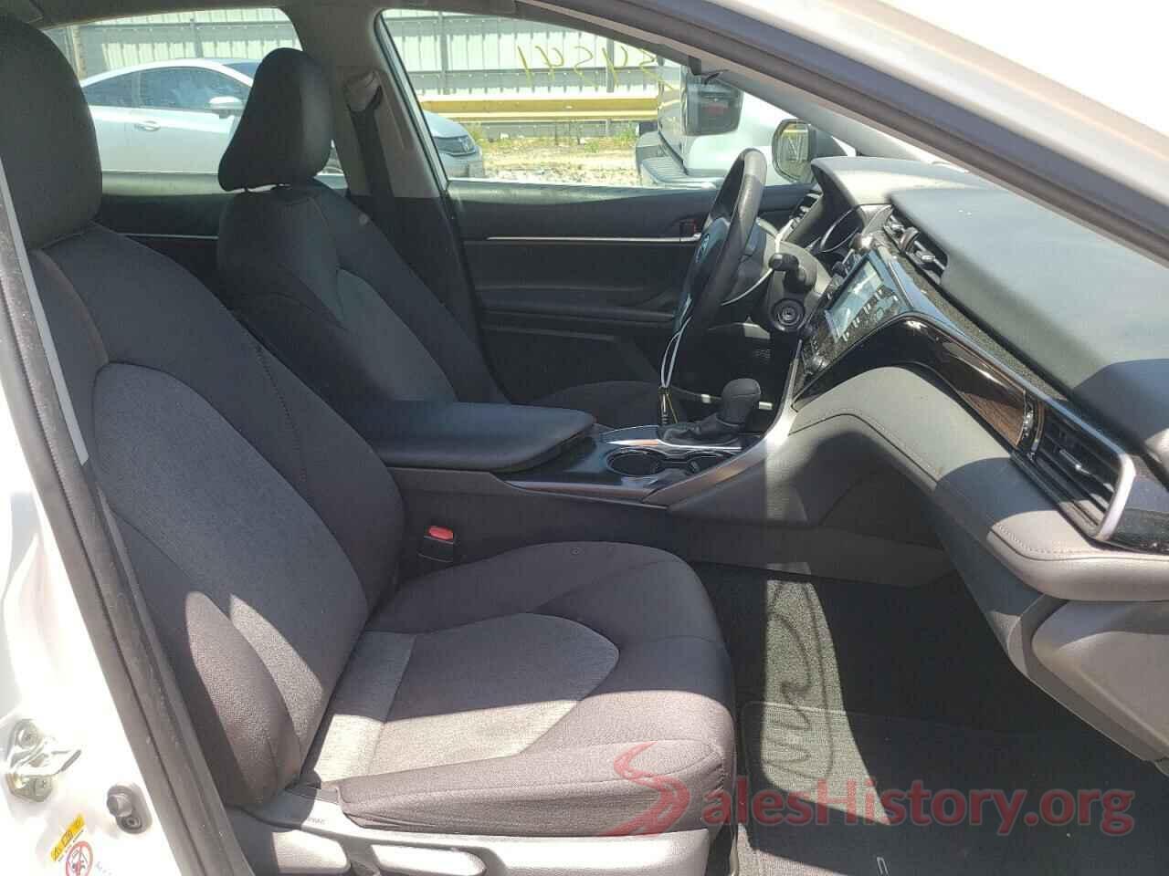 4T1B11HK5KU693298 2019 TOYOTA CAMRY