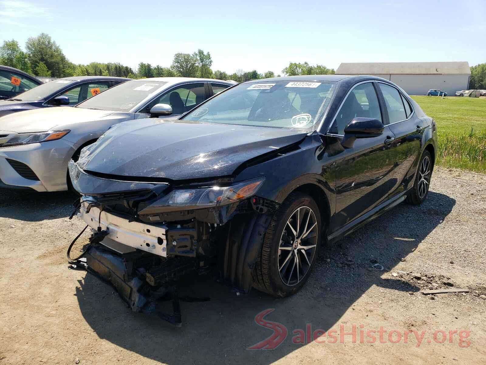 4T1G11AK8MU540059 2021 TOYOTA CAMRY