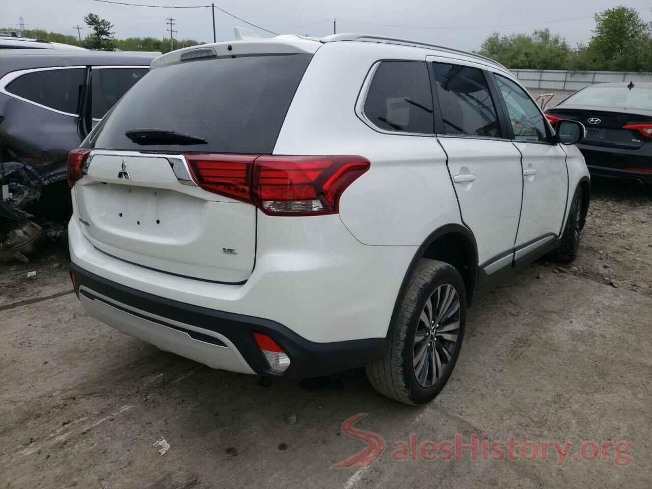 JA4AD3A32LZ041176 2020 MITSUBISHI OUTLANDER