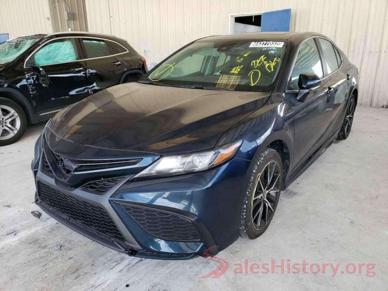 4T1G11AK9MU486268 2021 TOYOTA CAMRY