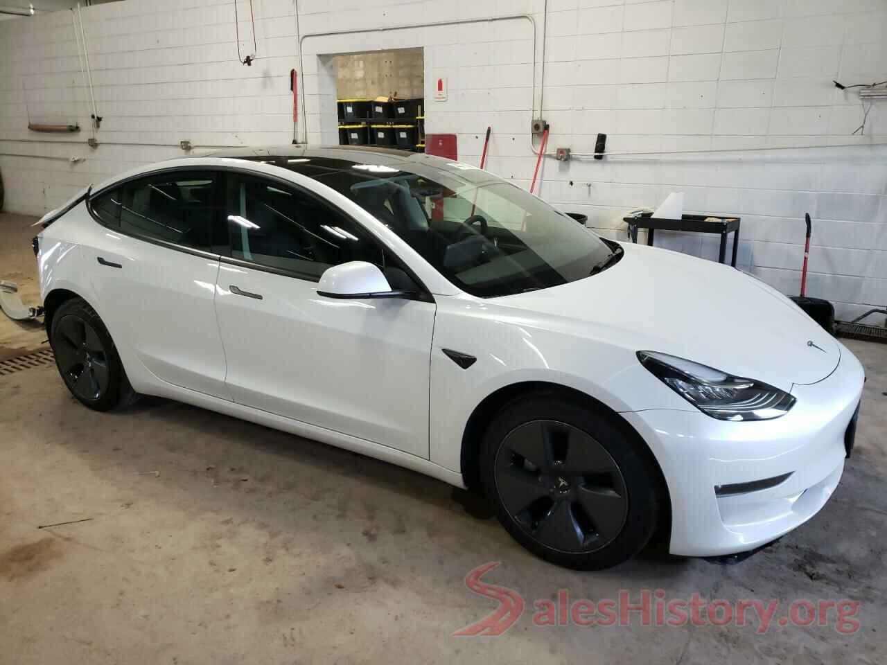 5YJ3E1EB1NF260060 2022 TESLA MODEL 3