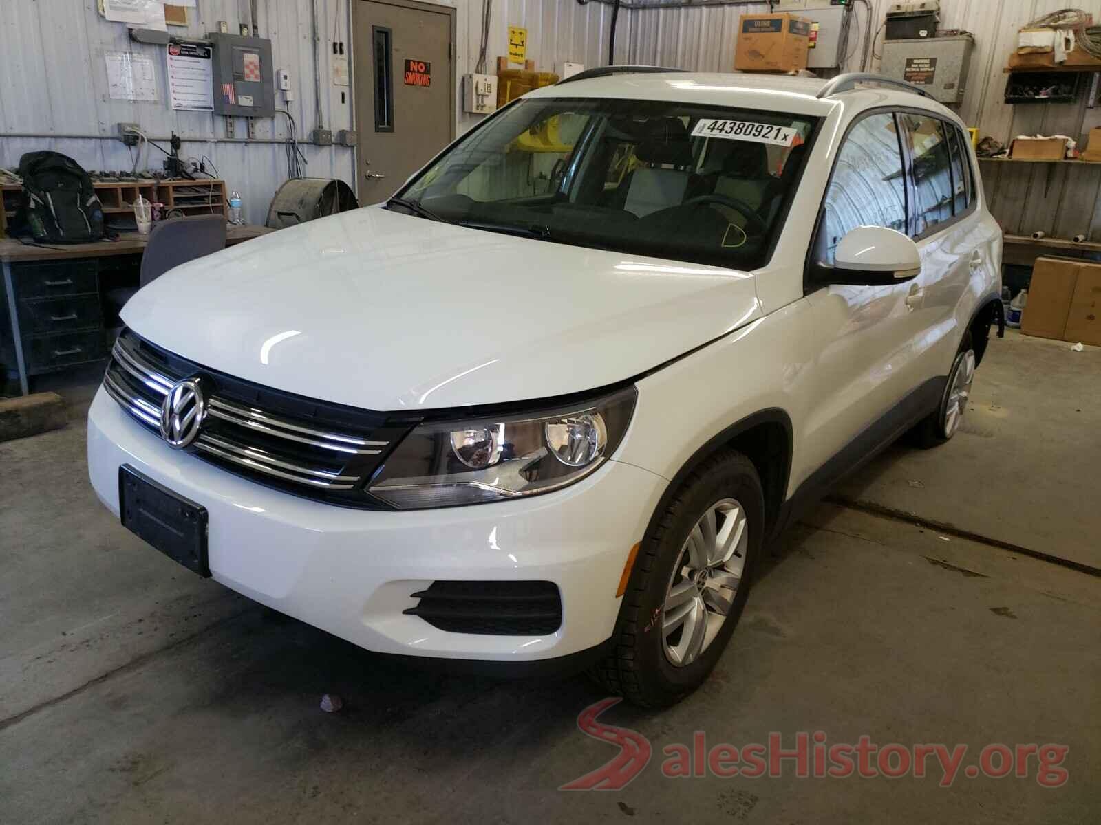 WVGBV7AX3HK024125 2017 VOLKSWAGEN TIGUAN