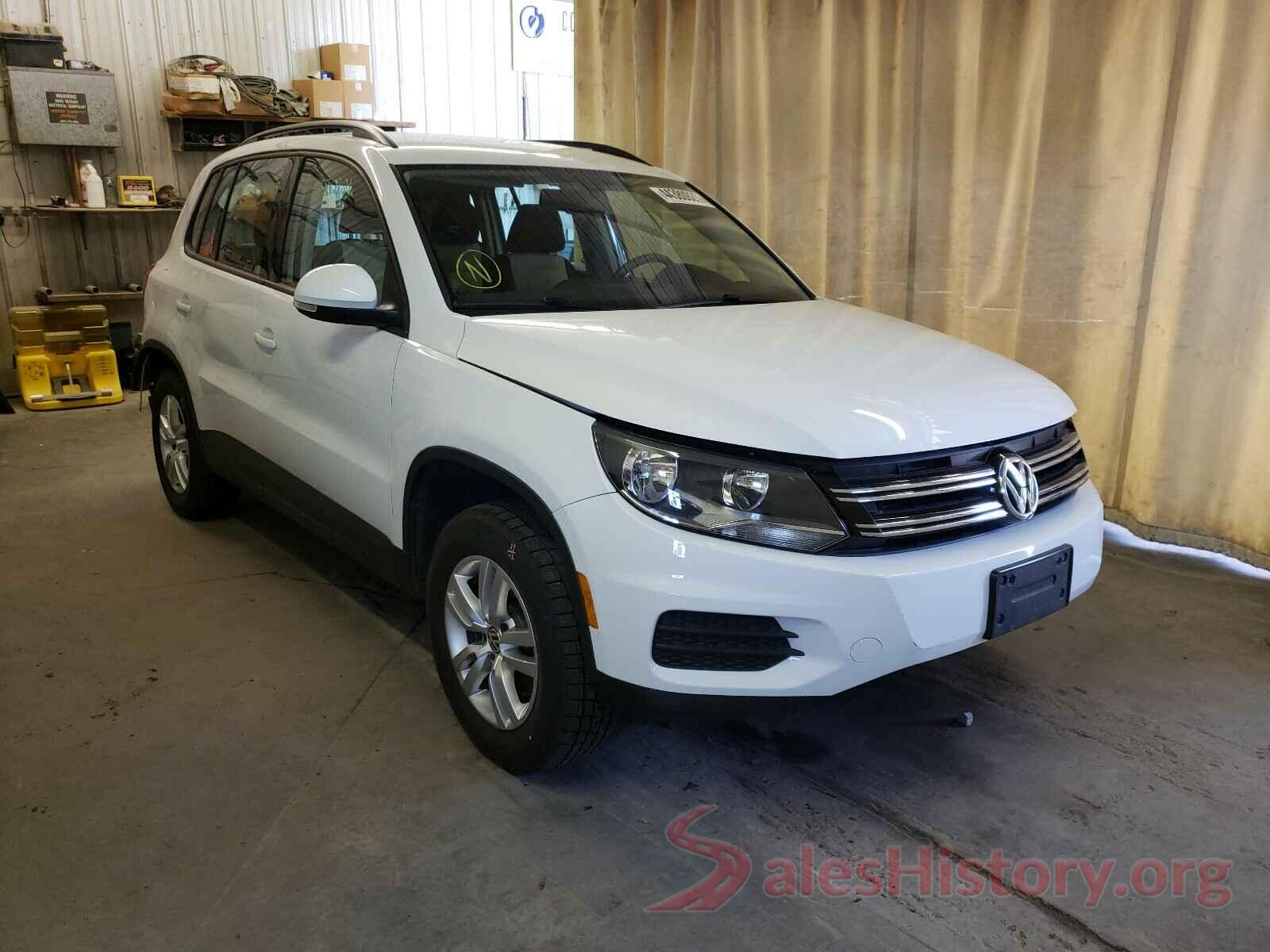 WVGBV7AX3HK024125 2017 VOLKSWAGEN TIGUAN