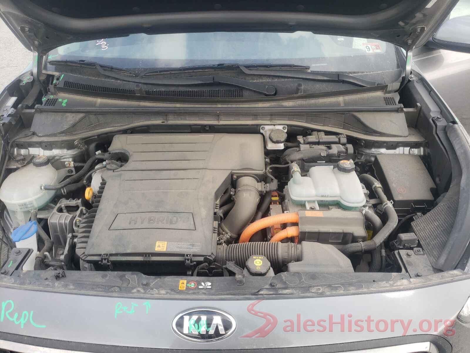 KNDCB3LC0H5094524 2017 KIA NIRO