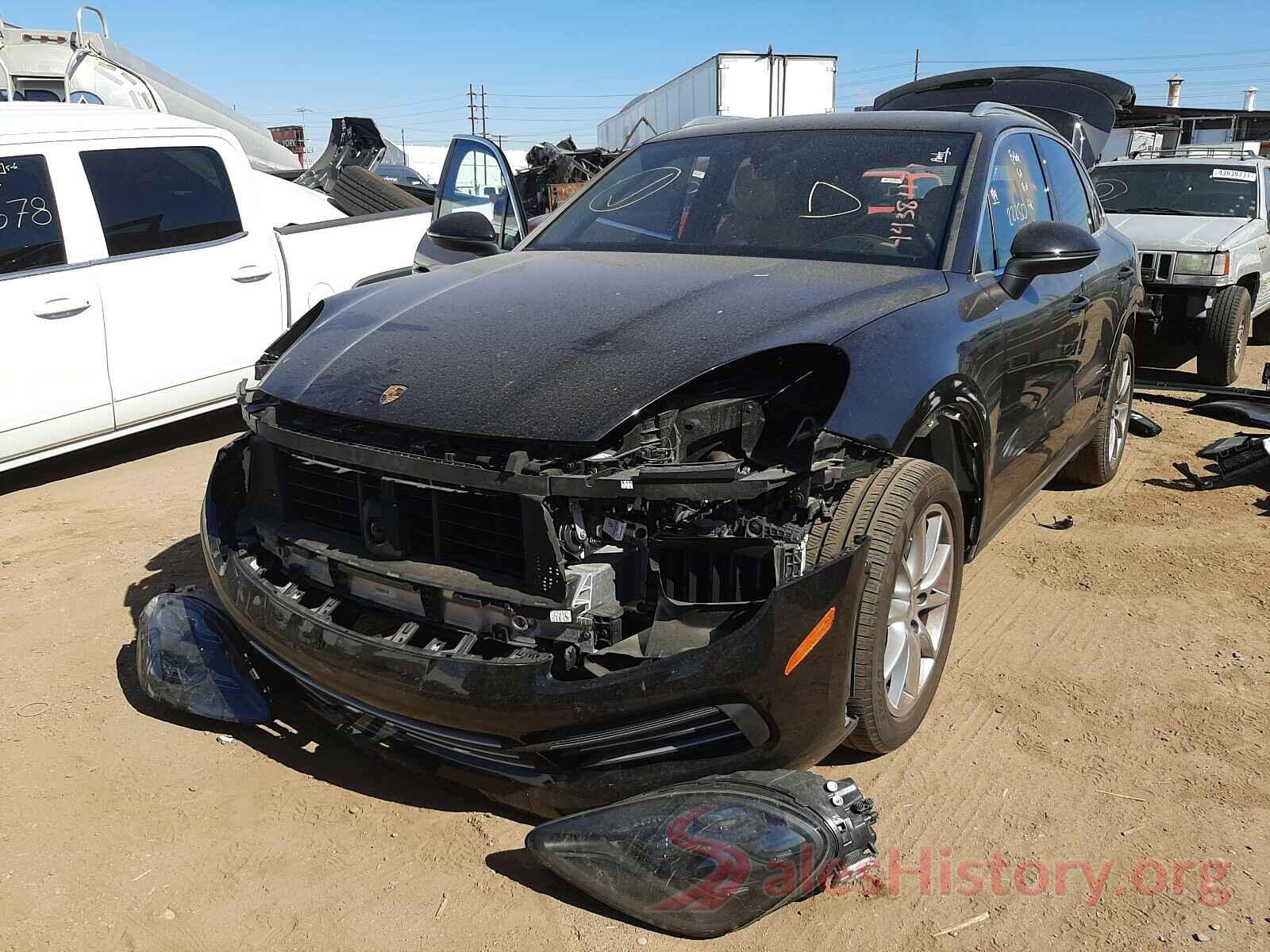 WP1AA2AY7KDA08947 2019 PORSCHE CAYENNE