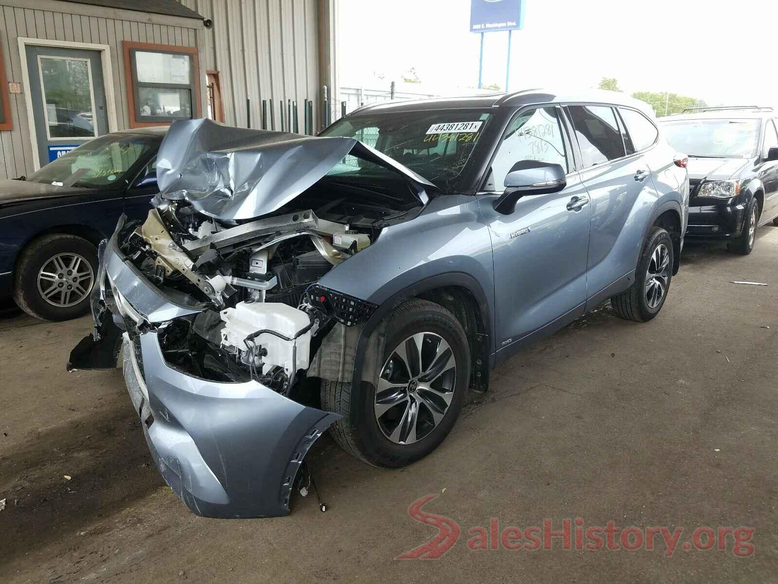 5TDGBRCH4LS009185 2020 TOYOTA HIGHLANDER