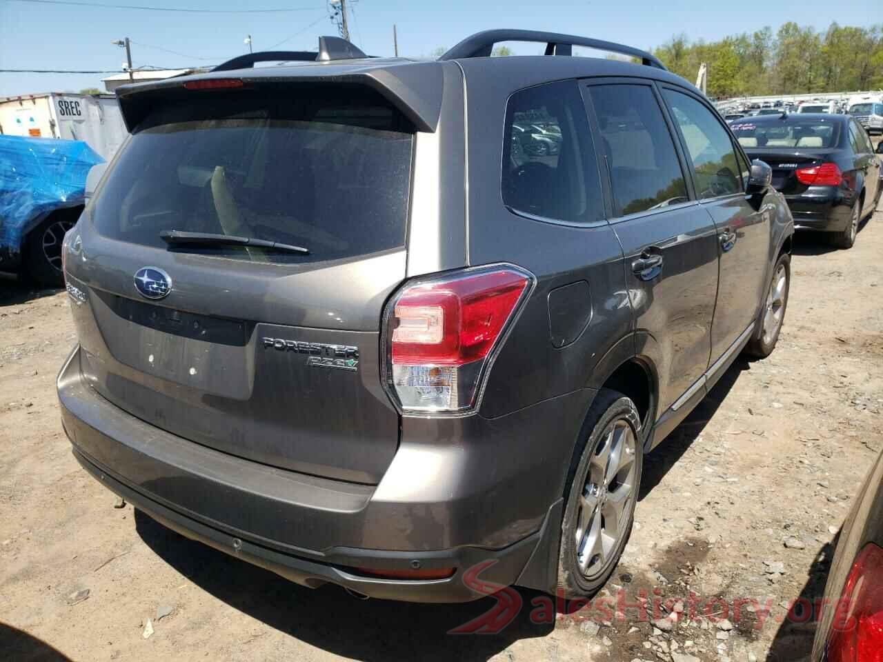 JF2SJAWC7HH560321 2017 SUBARU FORESTER