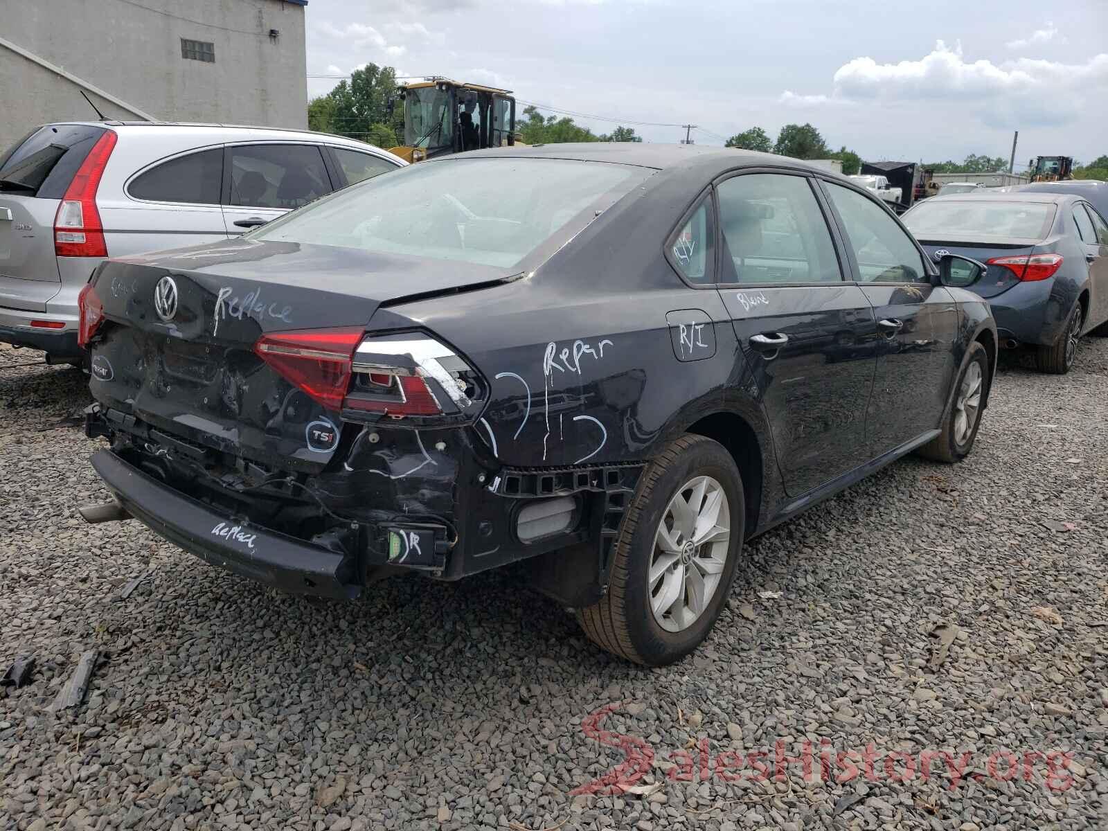 1VWAA7A32JC013428 2018 VOLKSWAGEN PASSAT