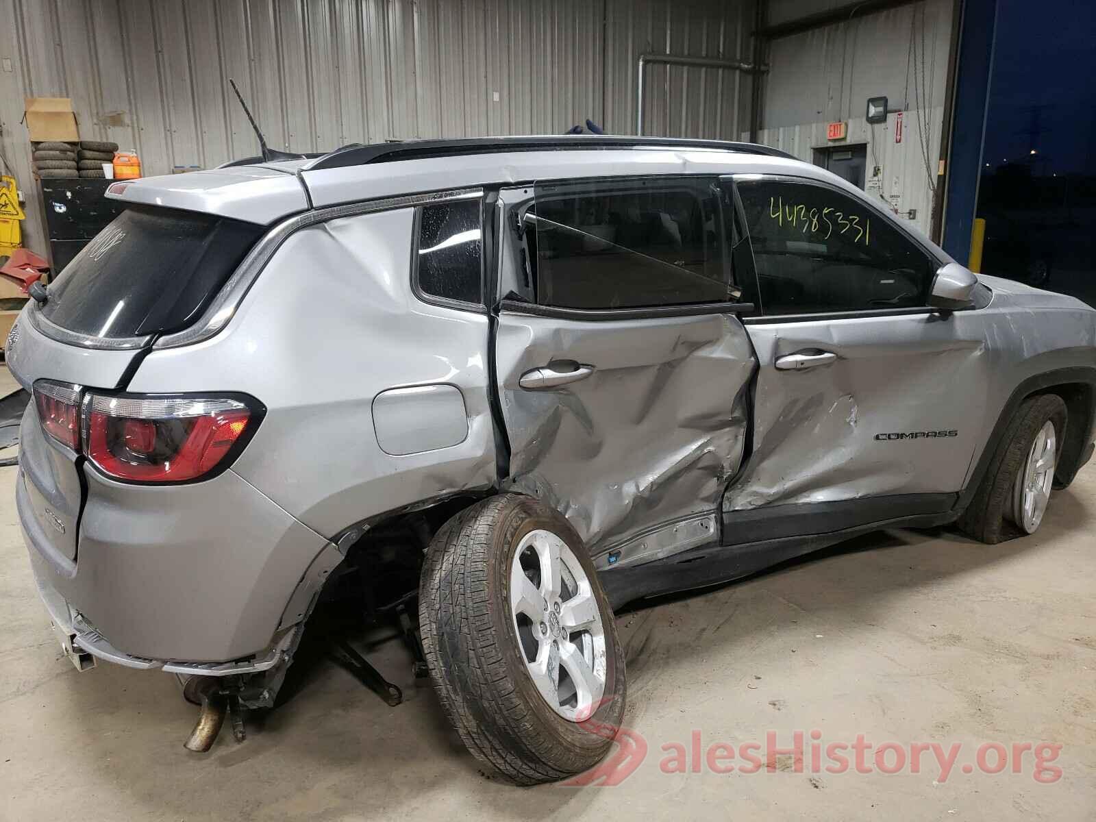 3C4NJCBB0KT852213 2019 JEEP COMPASS