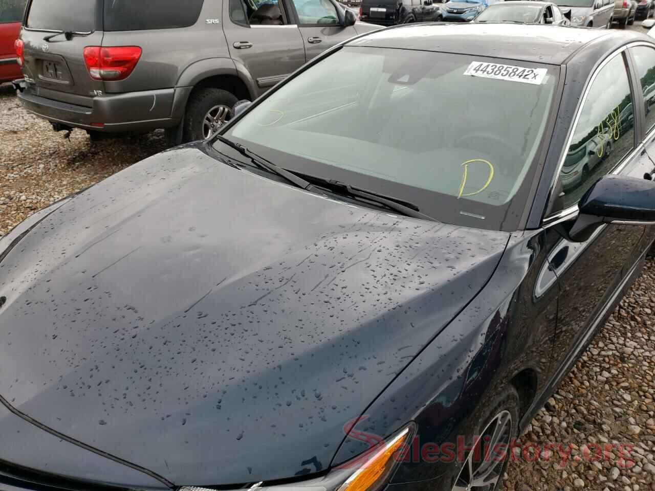 4T1B11HKXKU745802 2019 TOYOTA CAMRY