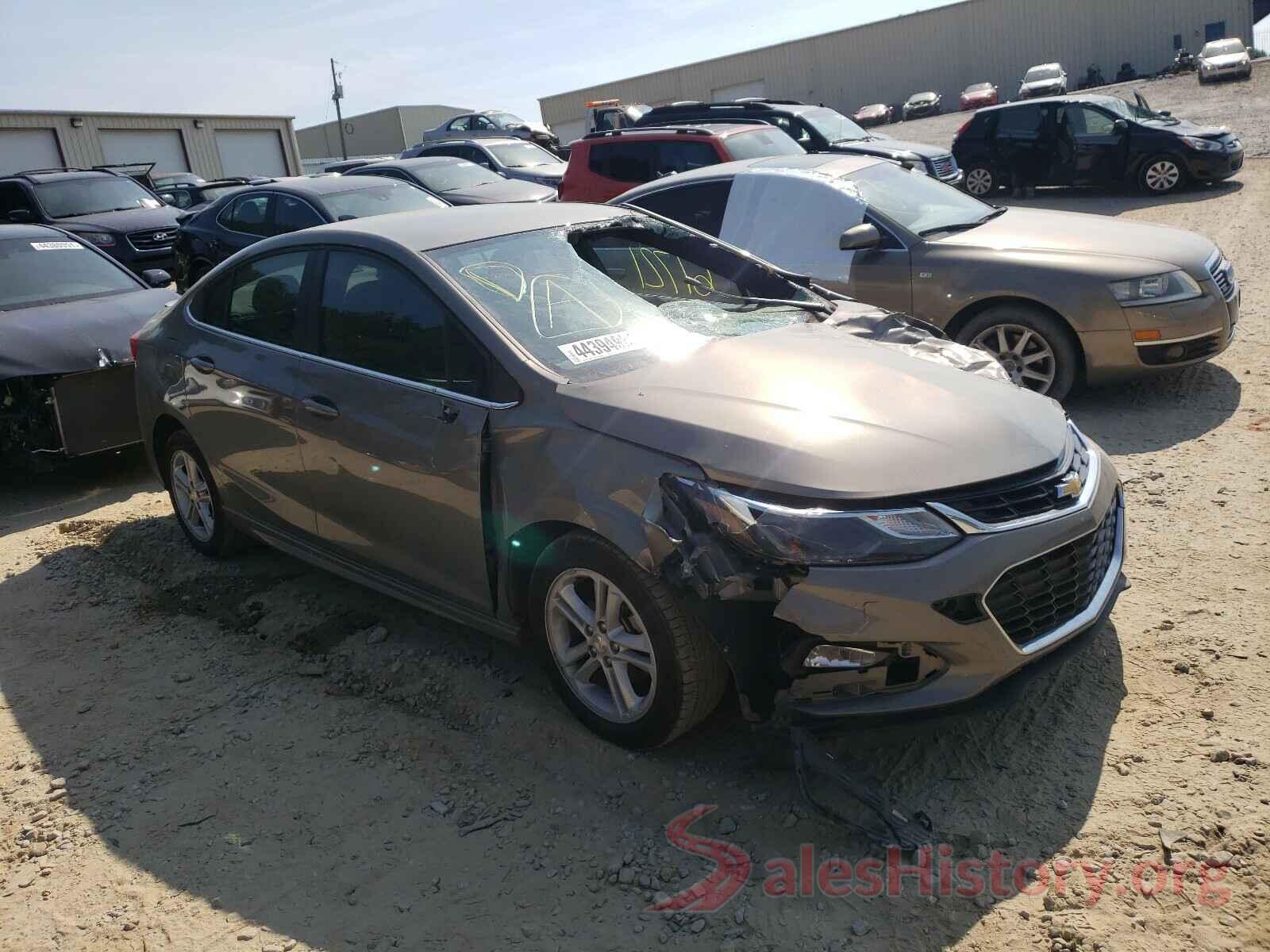 1G1BE5SM3J7235341 2018 CHEVROLET CRUZE