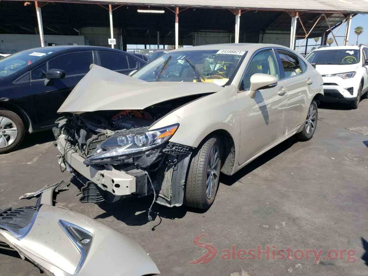 JTHBW1GG7J2182039 2018 LEXUS ES300