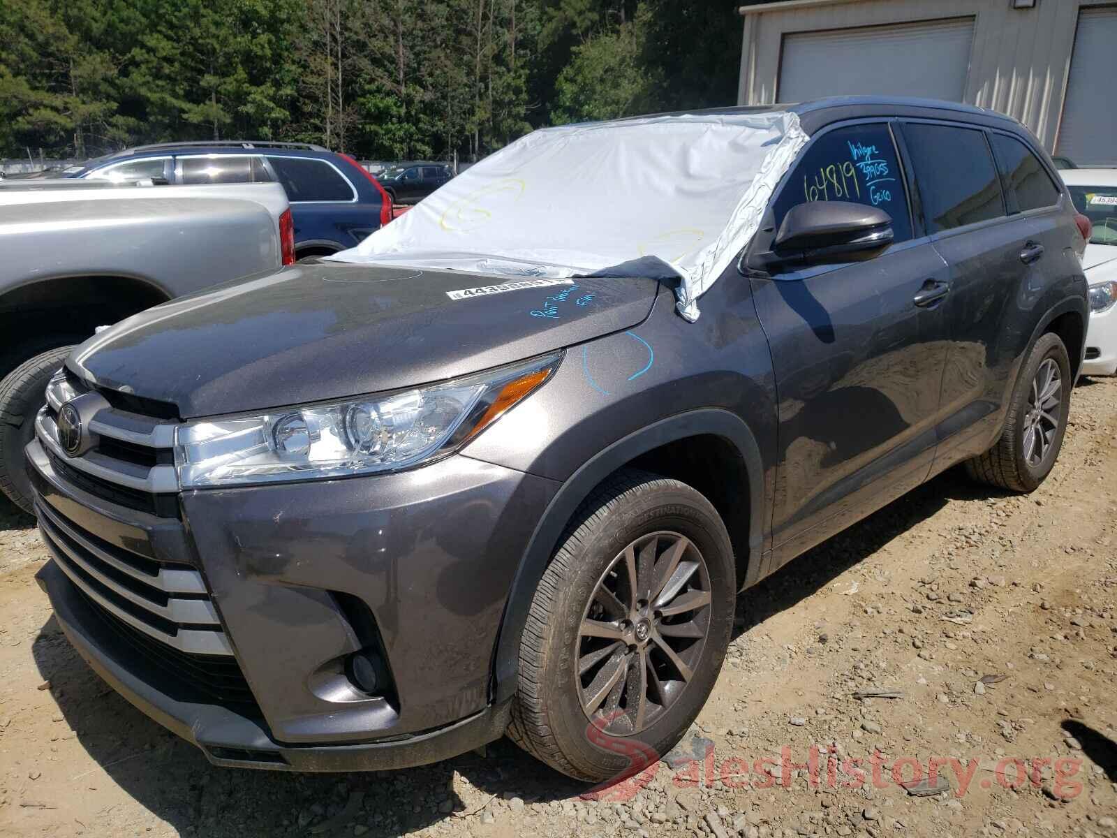 5TDKZRFH6JS528186 2018 TOYOTA HIGHLANDER