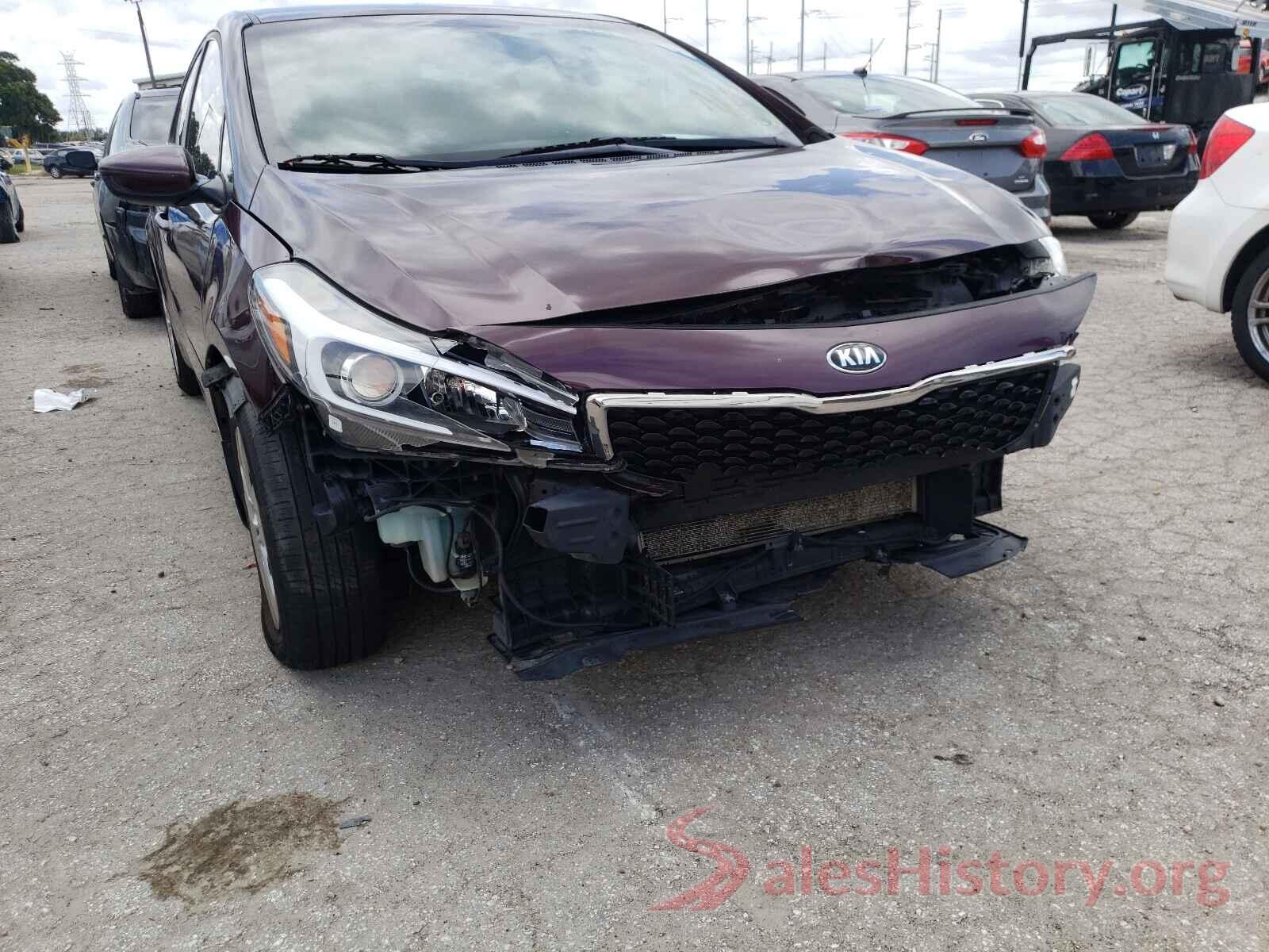 3KPFK4A77HE106519 2017 KIA FORTE