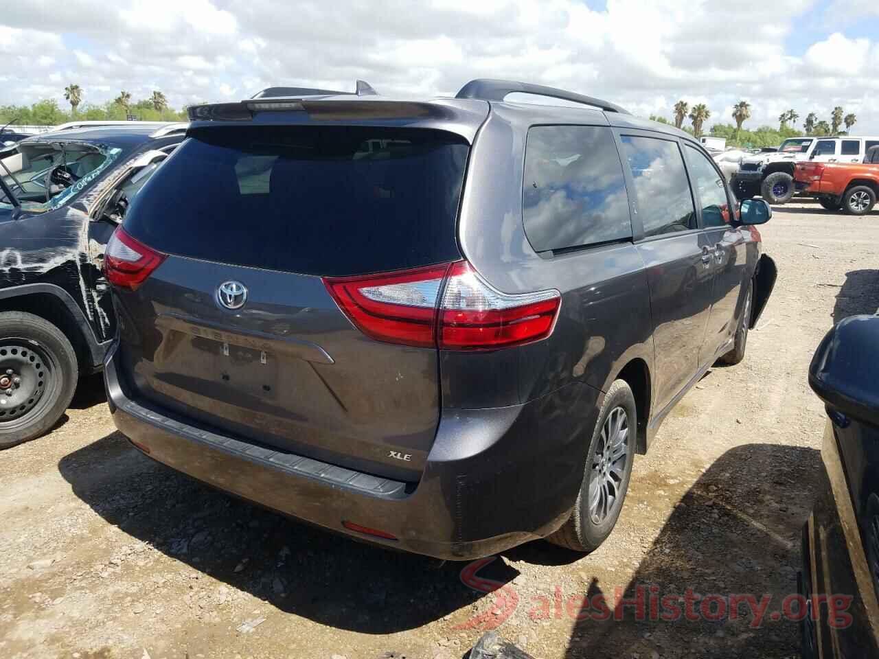 5TDYZ3DC2KS977753 2019 TOYOTA SIENNA